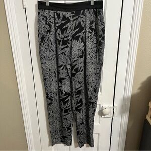 Diane Von Furstenberg DVF Silk Black White Patterned Print Pants Medium W2